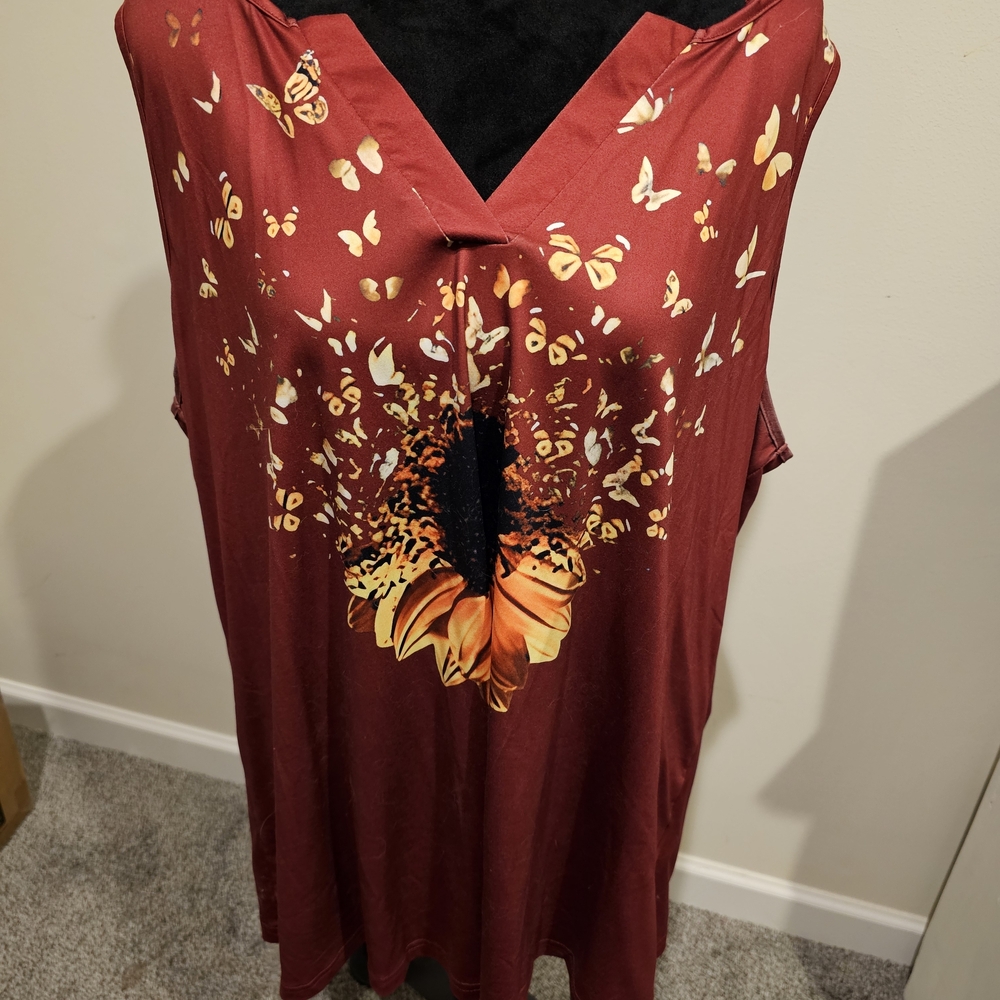 SHEIN Maroon Top with Butterfly and Sunflower Design